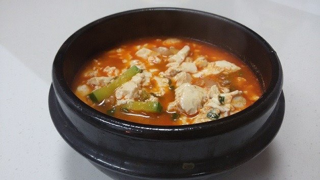 Sundubu-jjigae.jpg Sundubu Jjigae - Image 1